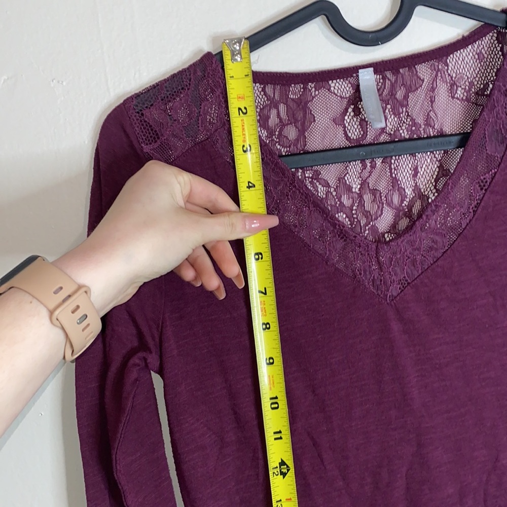 🪿Vanity Maroon lace detail dress! - Picture 4 of 7